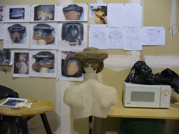 boushh_helm15sm.jpg